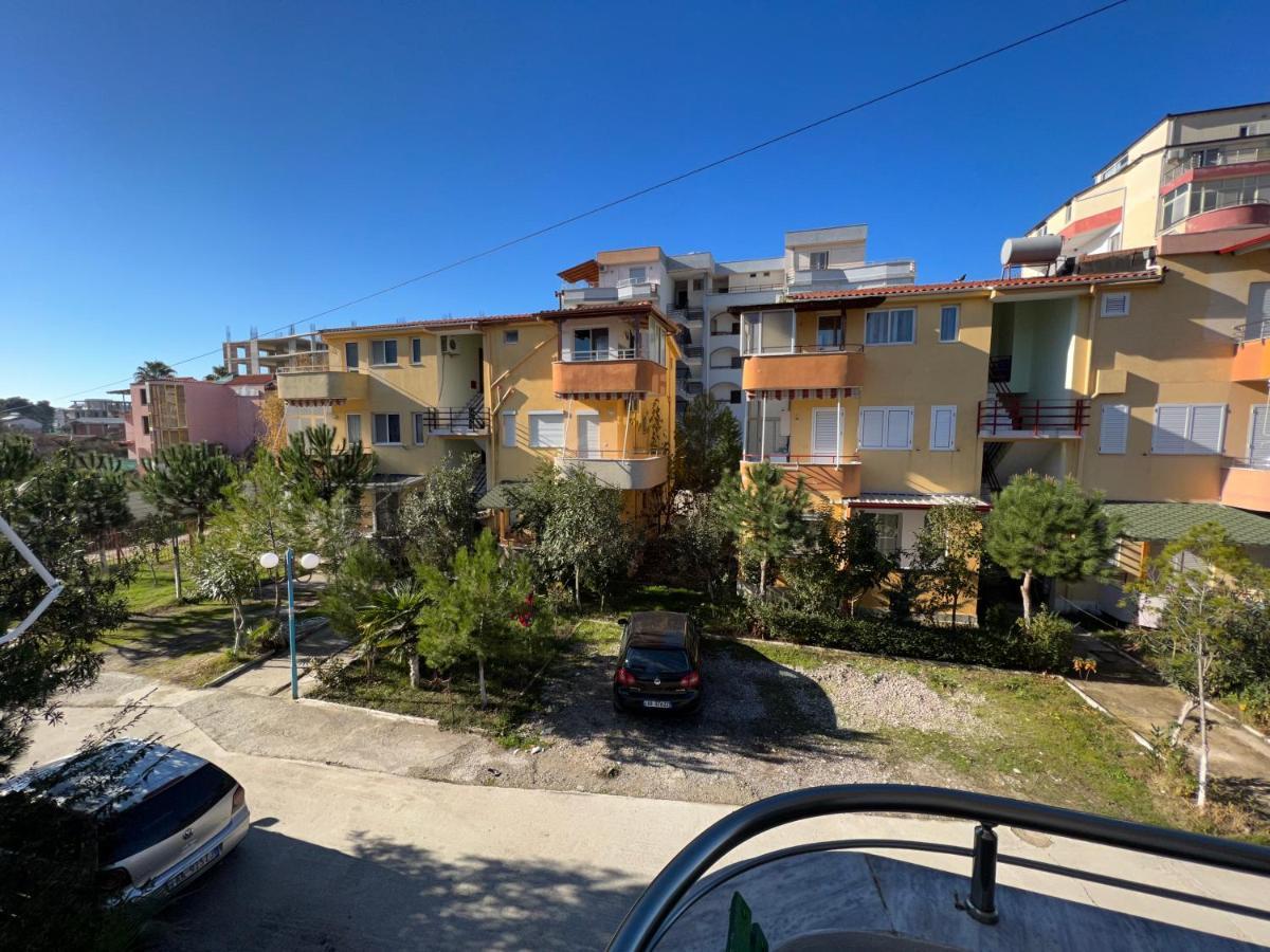 Gazi'S Apartament For Rent Golem  Eksteriør bilde