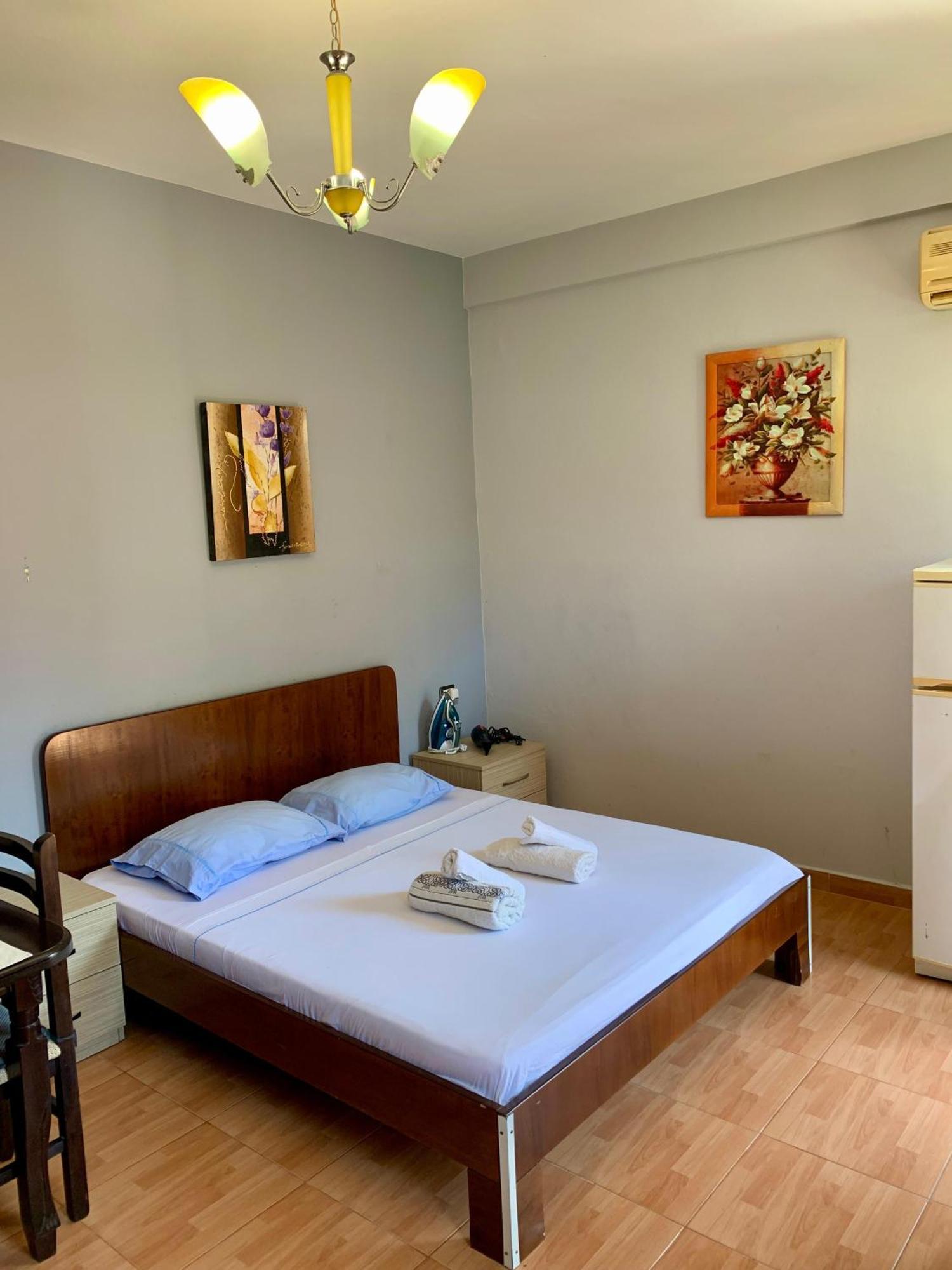 Gazi'S Apartament For Rent Golem  Eksteriør bilde