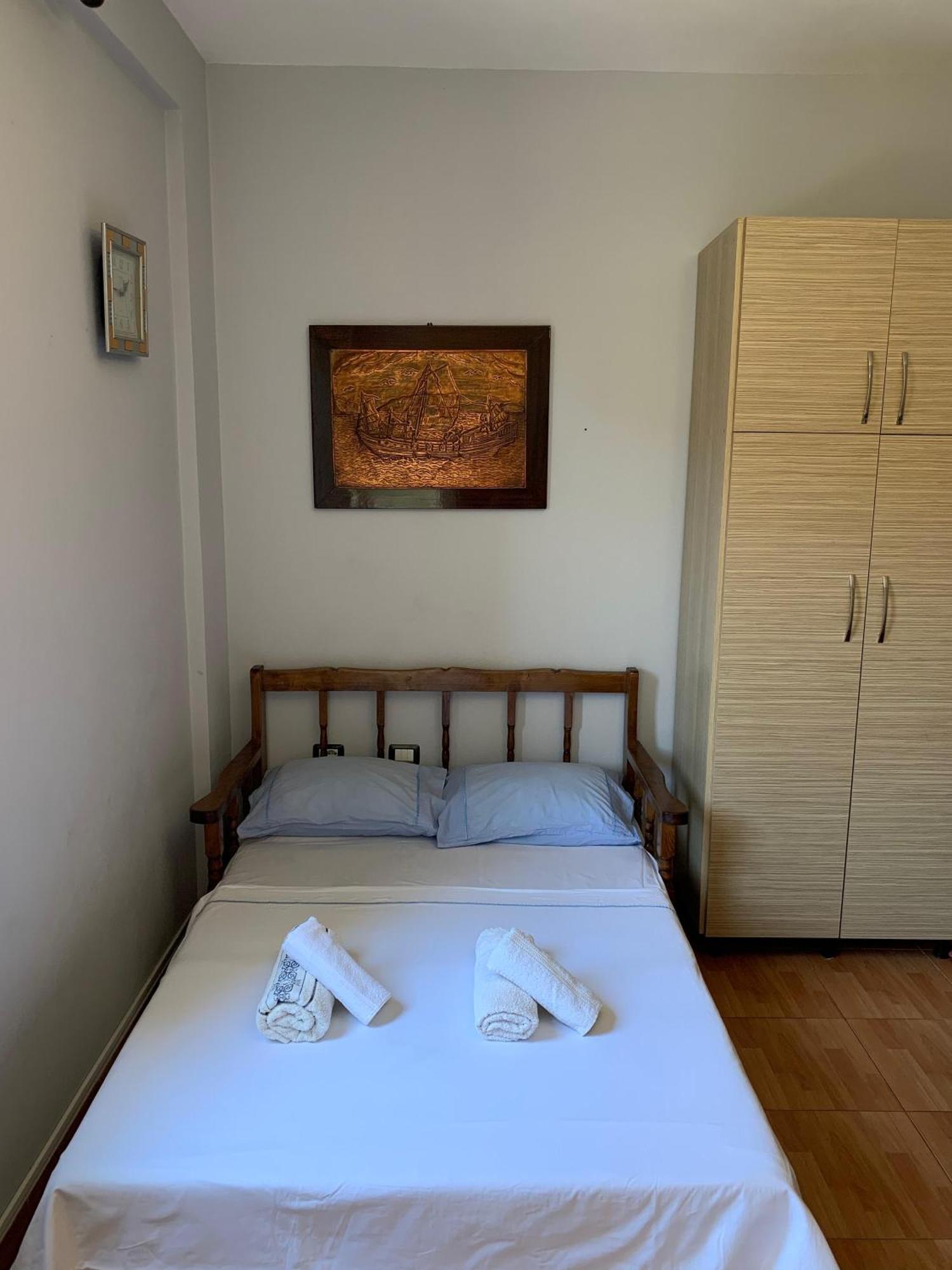 Gazi'S Apartament For Rent Golem  Eksteriør bilde